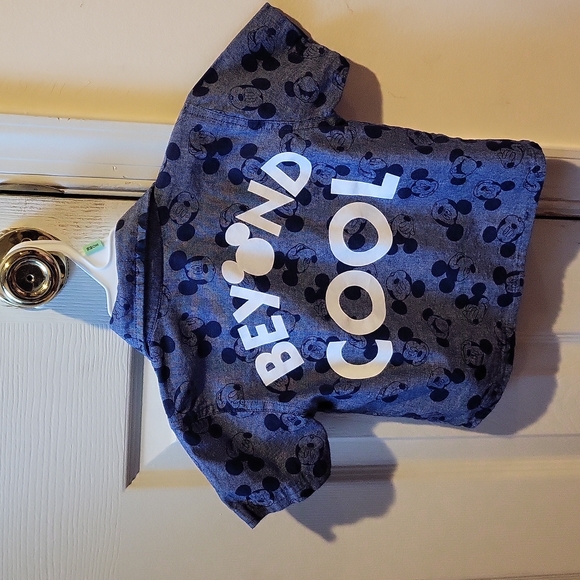 Mickey Mouse Button Up - Picture 3 of 3